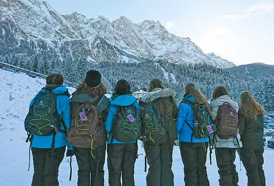 Jugendgruppe Mädchen Schwerpunkt soziales Training/Verselbständigung