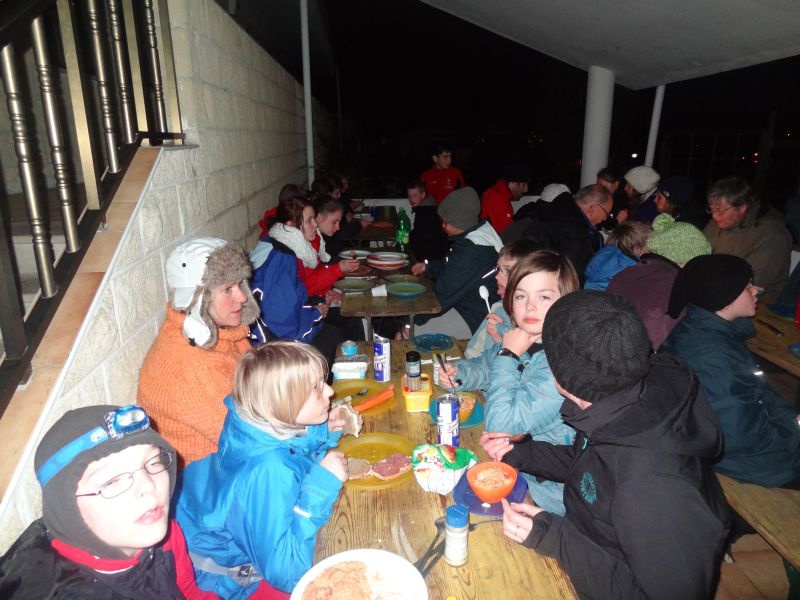 Ein Dach überm Kopf und warmes Essen Dach überm Kopf und warmes Essen – was will man mehr?