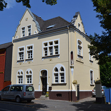 AWG in Siegburg-Wolsdorf (A. Pfarrhaus)